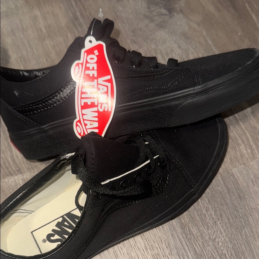 Vans Men's All-Black Sneakers